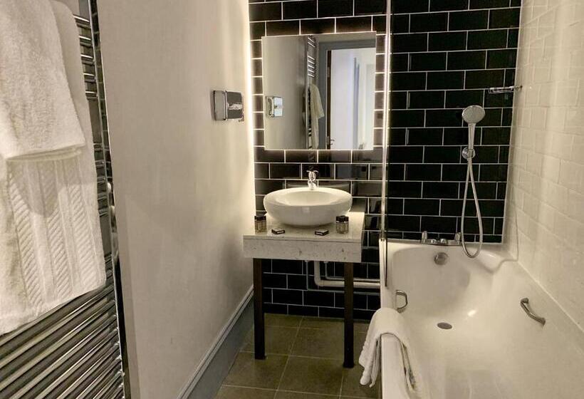 Номер Стандарт, Cairn Hotel & Apartments