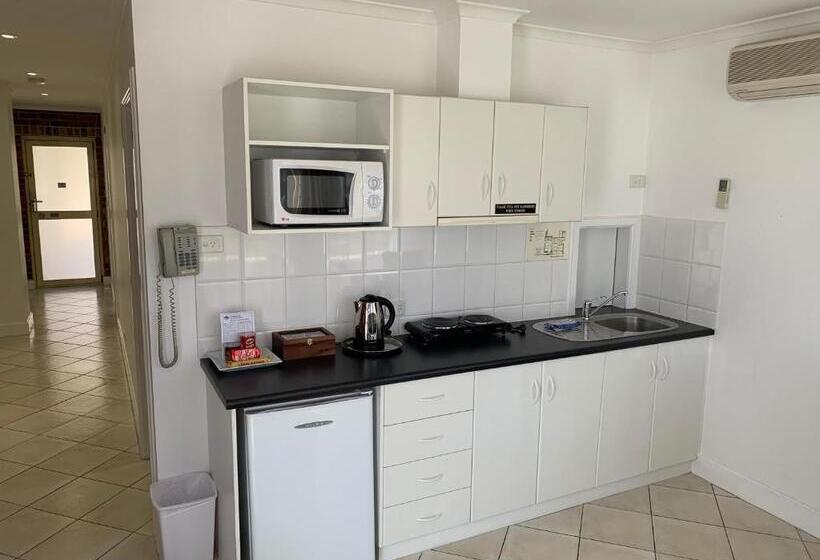 سوئیت 2 خوابه, Ensenada Motor Inn And Suites