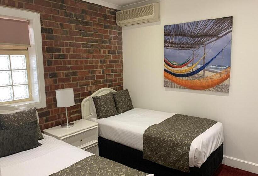سوئیت 2 خوابه, Ensenada Motor Inn And Suites