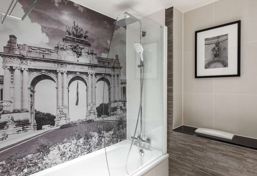 اتاق پرمیوم, Radisson Collection Grand Place Brussels