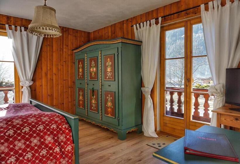 Семейный Номер, Schlosswirt