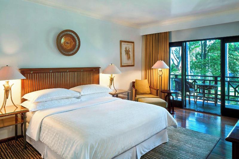 Номер Deluxe Вид на Сад, Sheraton Senggigi Beach Resort