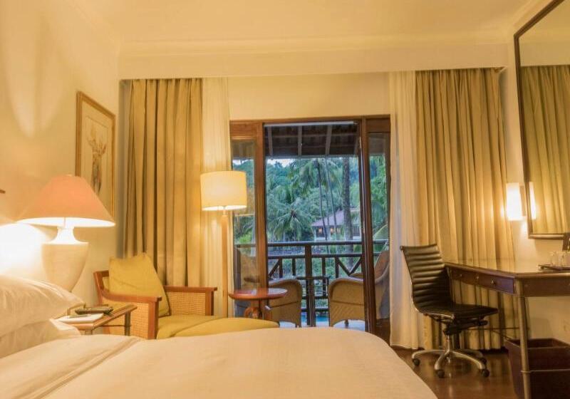 Номер Deluxe Вид на Море, Sheraton Senggigi Beach Resort