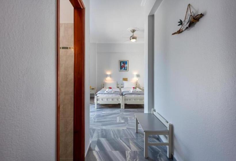 Номер Стандарт Трехместный, Irene Hotel   Beachfront