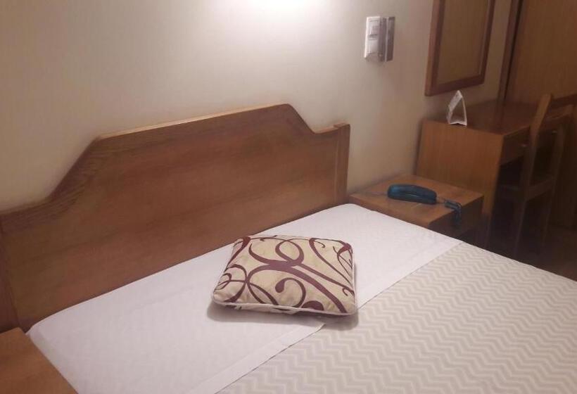 Quarto Estandar, Alicante Lisboa