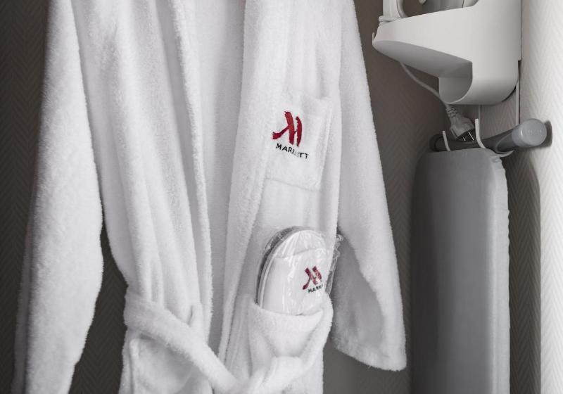 اتاق استاندارد با چشم‌انداز, Frankfurt Marriott