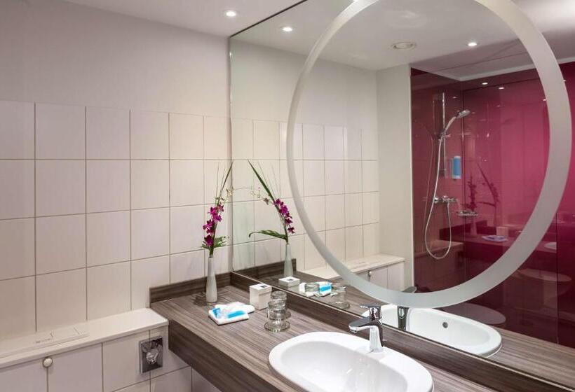Номер Superior, Dorint Kongresshotel Mannheim