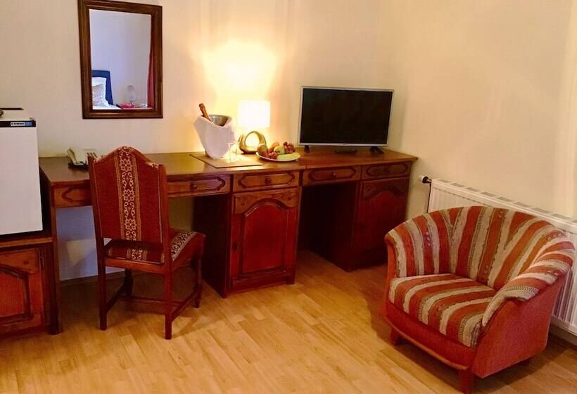 Quarto Estandar, Kentaur