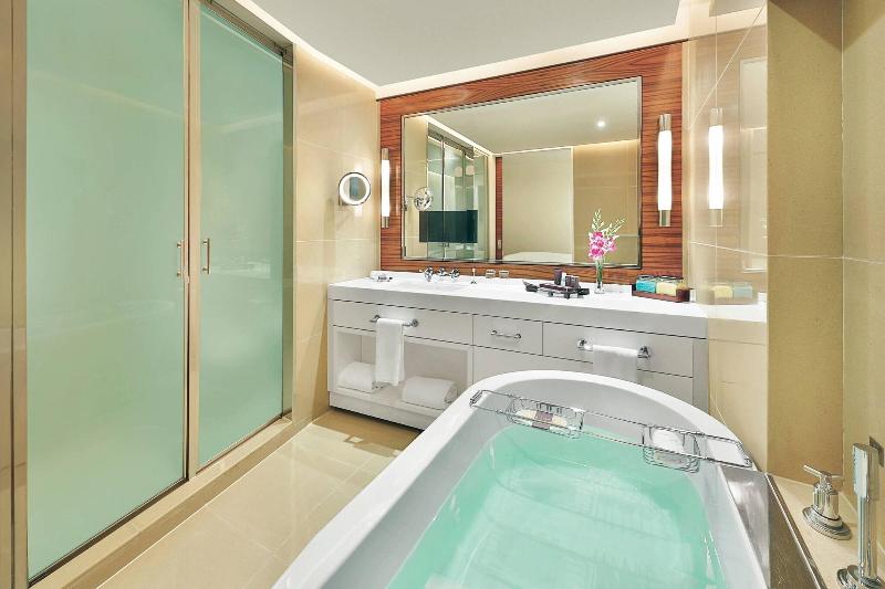 اتاق کلاب, The Ritzcarlton, Bahrain