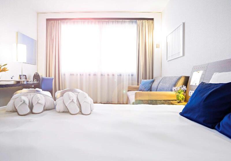 اتاق اجرایی, Novotel Genova City