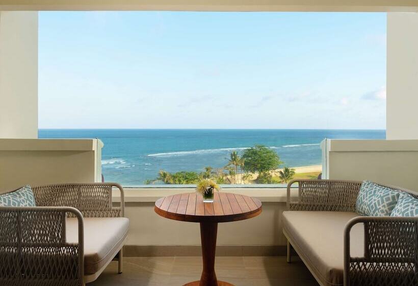 اتاق استاندارد با چشم‌انداز دریا, Hilton Bali Resort