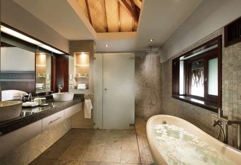 سوئیت با تخت بزرگ, Hilton Bali Resort