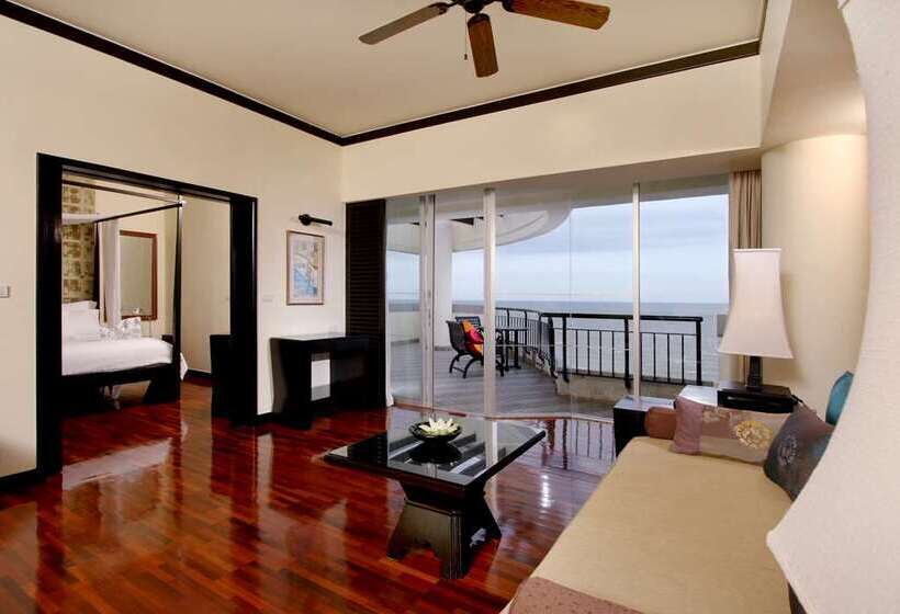 سوئیت با تخت بزرگ, Hilton Bali Resort