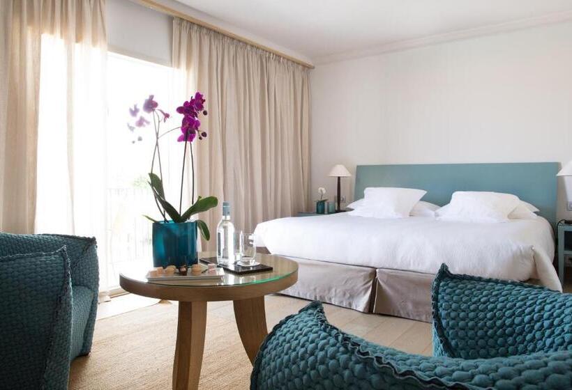 2 Bedrooms Suite Sea View, La Villa Calvi