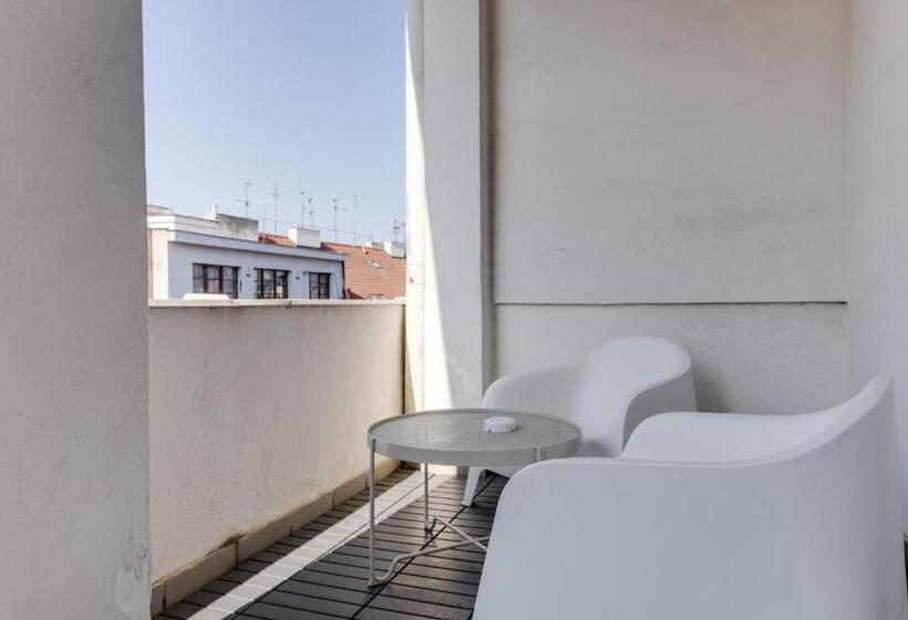 Quarto Estandar com Sacada, Andante