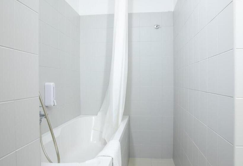 Quarto Estandar com Sacada, Andante