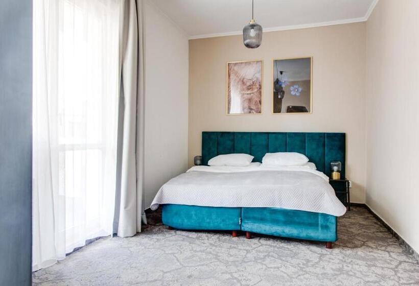 Quarto Estandar com Sacada, Andante