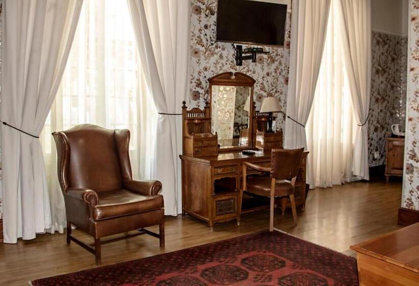 Семейный Номер Deluxe, Matoppo Inn