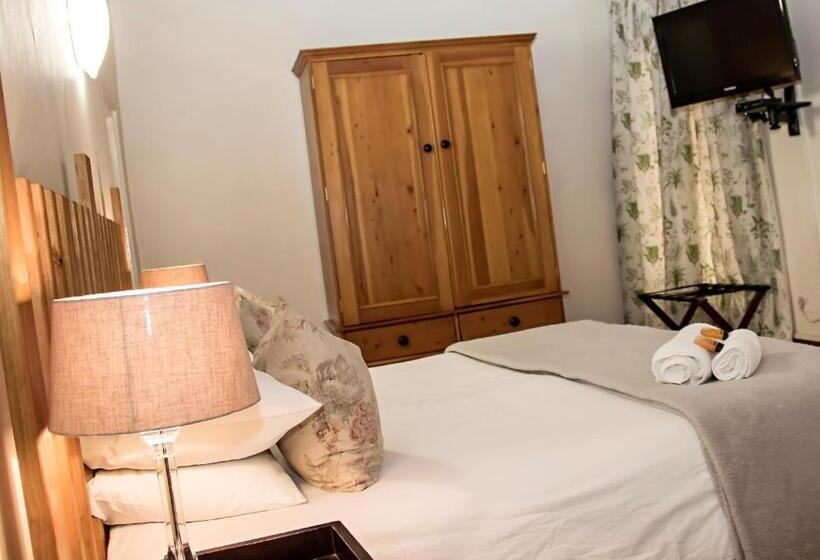 Номер Deluxe Кровать Кинг, Matoppo Inn