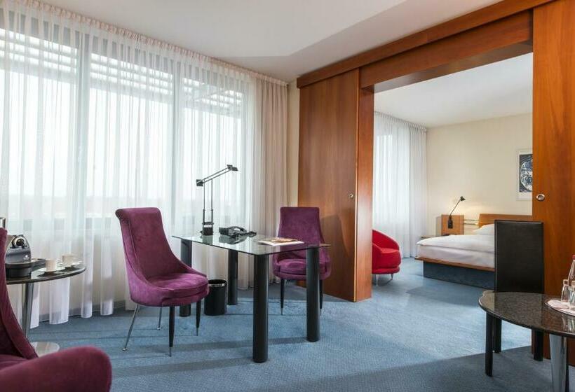 Полулюкс, Radisson Blu Furst Leopold