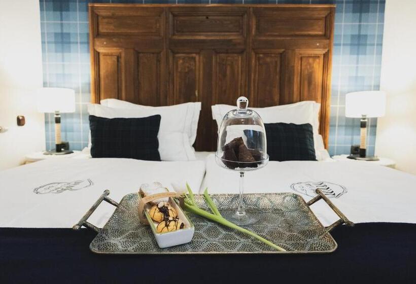 اتاق لوکس سه تخته, Nomad Hotel & Glamping