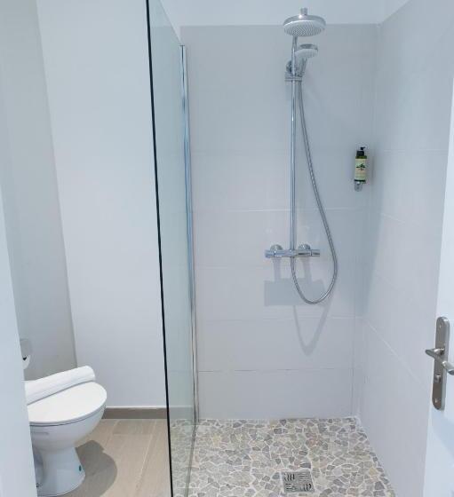 سوییت با چشم‌انداز دریا, Hôtel Frégate Bleue