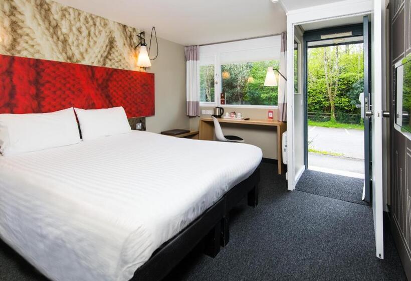Номер Стандарт, Ibis Plymouth