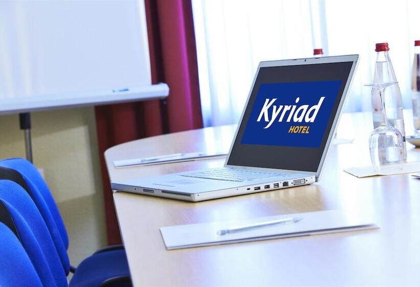 스탠다드 룸 더블 침대, Kyriad Genève St Genis Pouilly