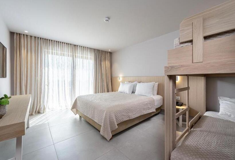 Семейный Номер Вид на Сад, Porto Bello Beach