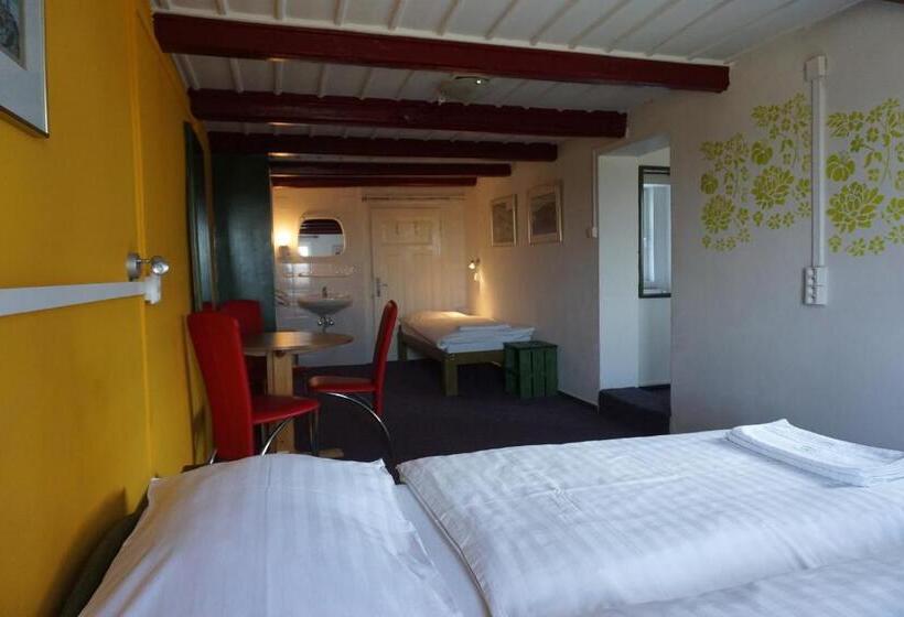 Семейный Номер, Retro Hotel Pod Zvičinou
