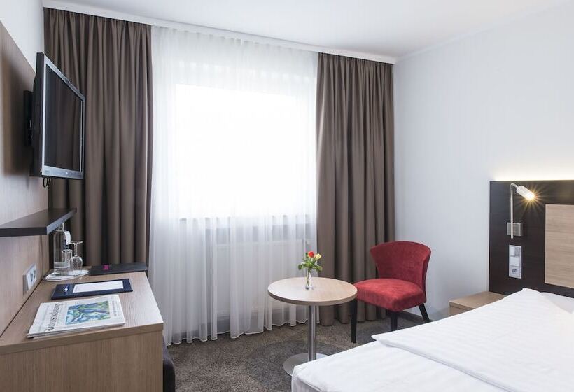 اتاق کلاس بیزنس, Astor & Apart