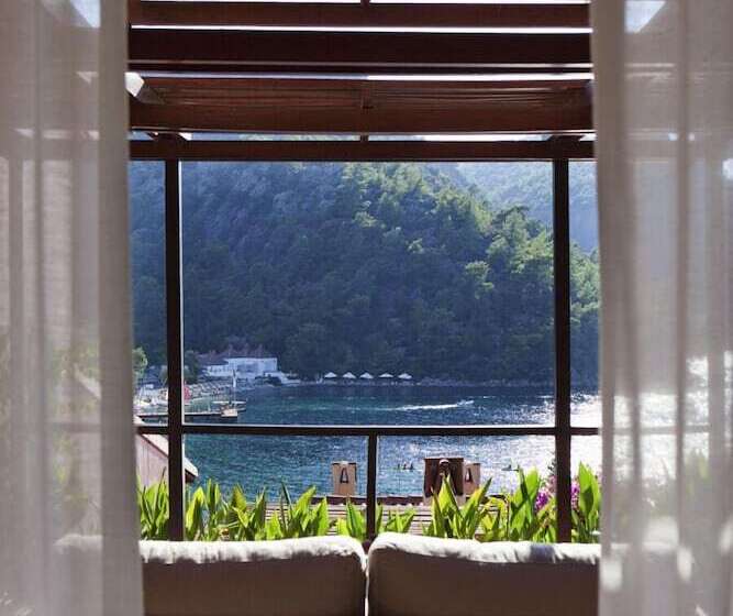 Superior Room with Terrace, Hillside Beach Club