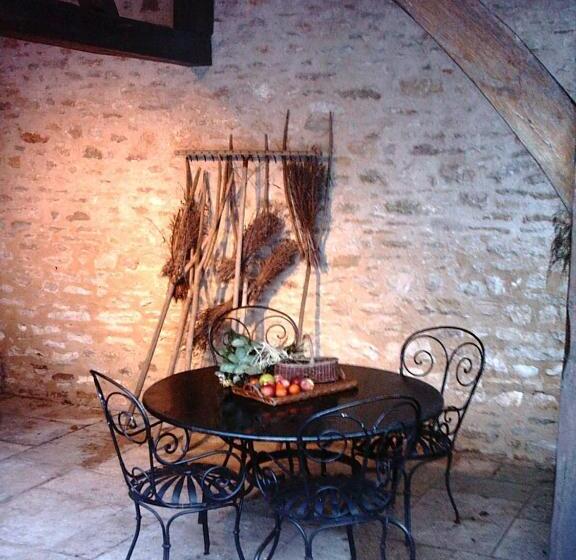 Номер Стандарт, Le Hameau De Barboron