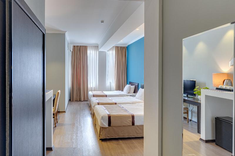 اتاق سوپریور سه تخته, Scandic Gdańsk