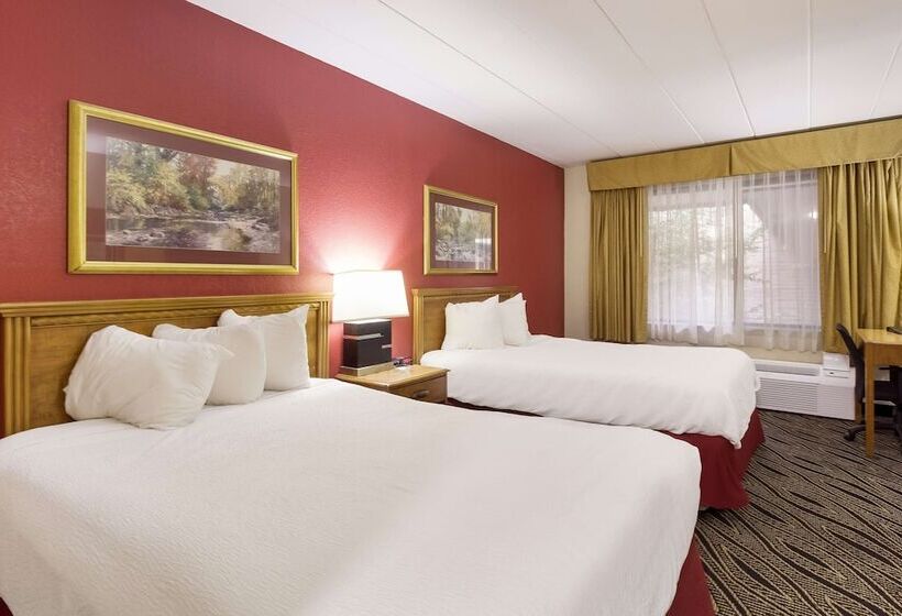 스탠다드 룸 더블 침대 2개, Best Western Braddock Inn