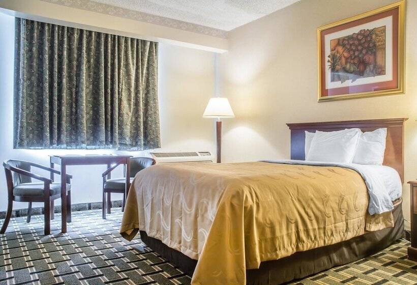 Номер Стандарт 2 Двуспальные Кровати, Quality Inn & Suites Palm Island Indoor Waterpark