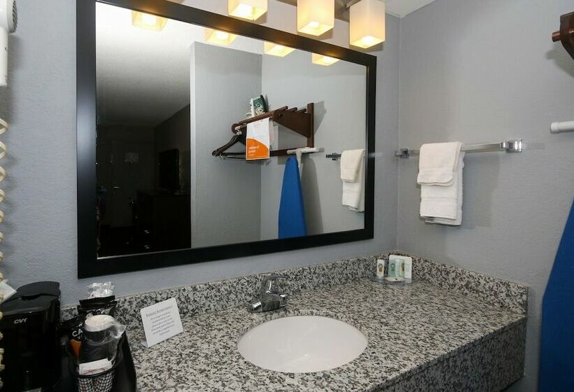 Quarto Standard 2 Camas Casal, Quality Inn Clinton  Laurens I26