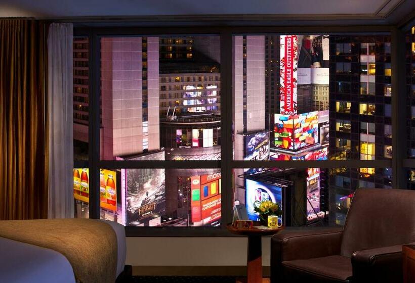 سوئیت با تخت بزرگ, Millennium Hotel Broadway Times Square