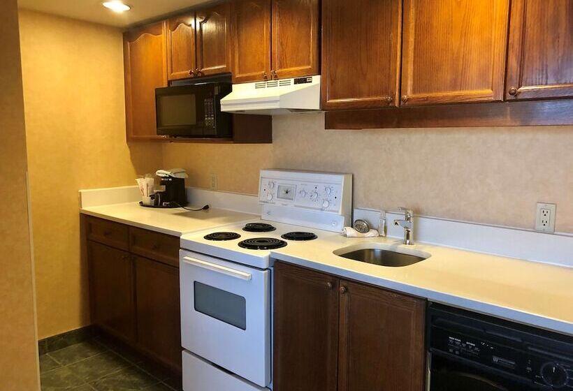 ハイドロマッサージバス付きスイート, Best Western Plus Suites Downtown Calgary