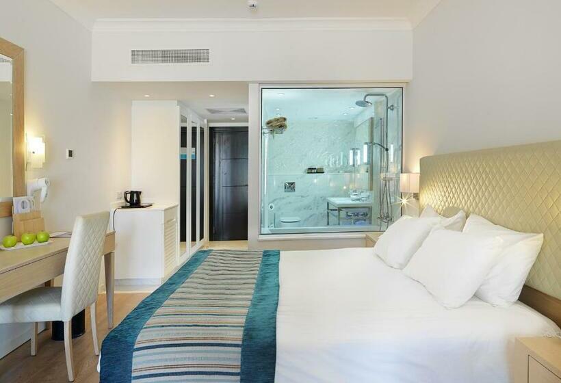 带观景的豪华间, Olympic Lagoon Resort Ayia Napa