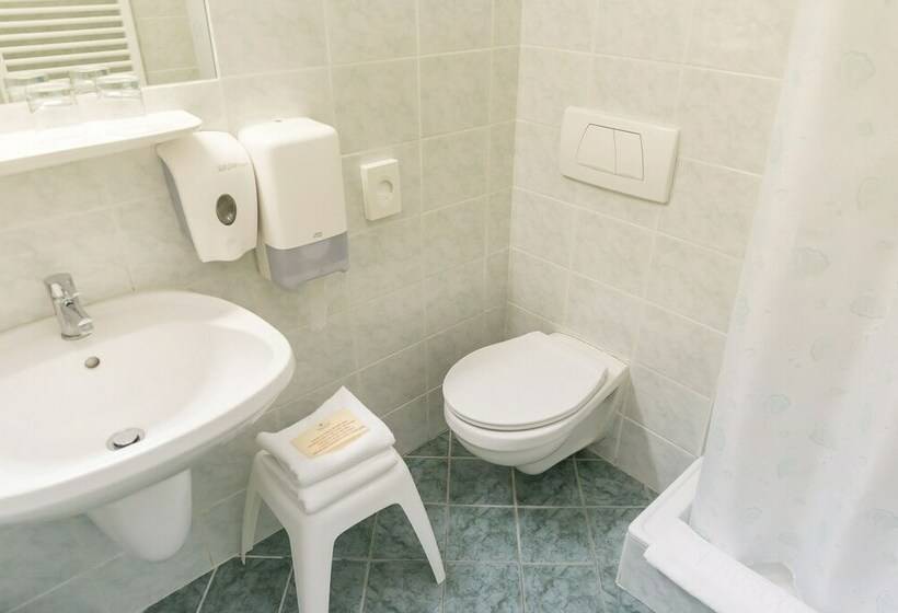 اتاق استاندارد, Hunguest Helios Hévíz
