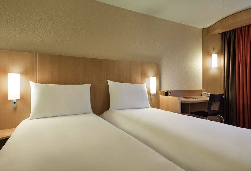 Номер Стандарт, Ibis Issy Les Moulineaux  Val De Seine