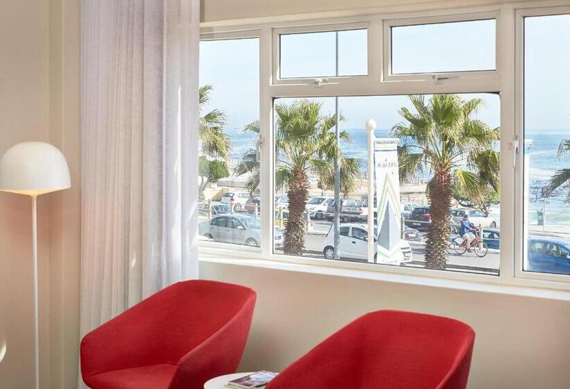 آپارتمان 3 خوابه با چشم‌انداز دریا, First Group Riviera Suites