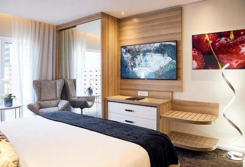 اتاق استاندارد با تراس, First Group Riviera Suites