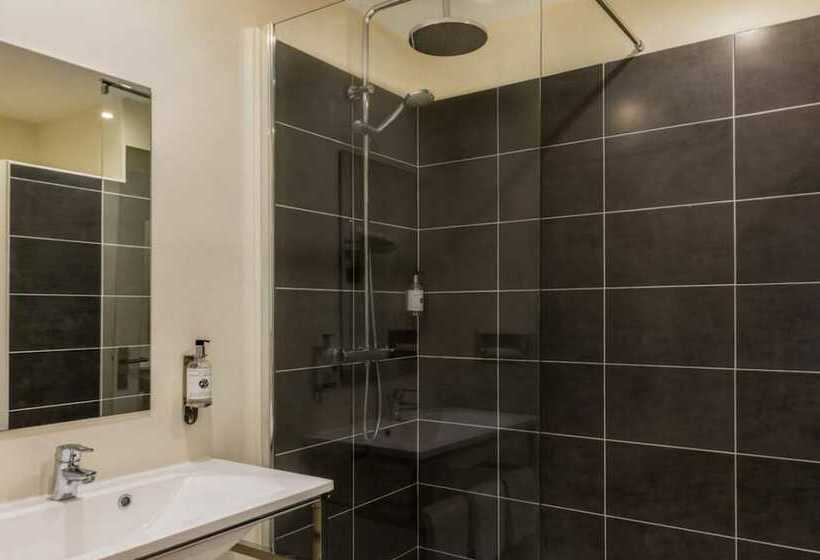 Номер Стандарт Трехместный, Best Western Le Galice Centre Ville