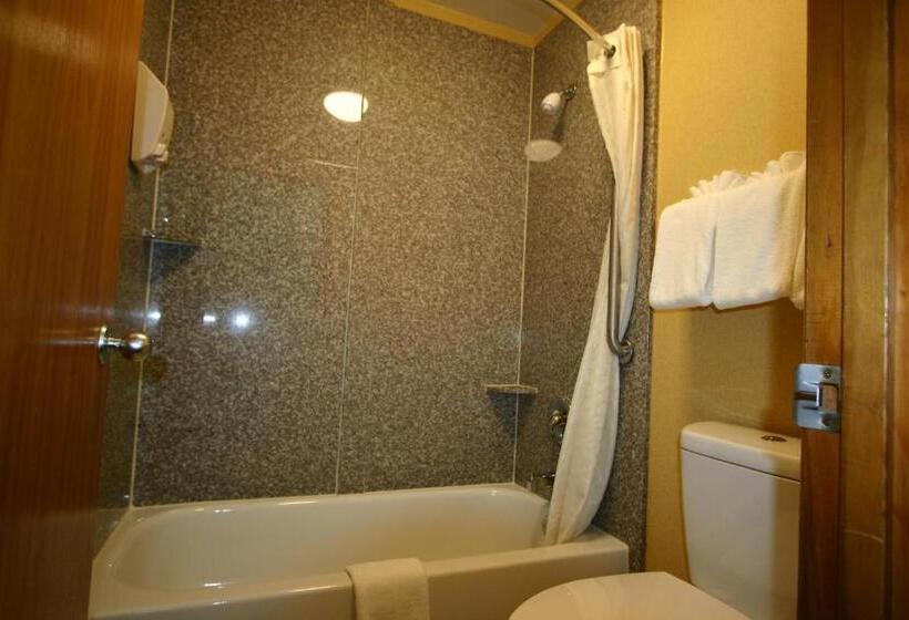Стандартный Номер Кровать Кинг, Deluxe Inn   Fayetteville I 95