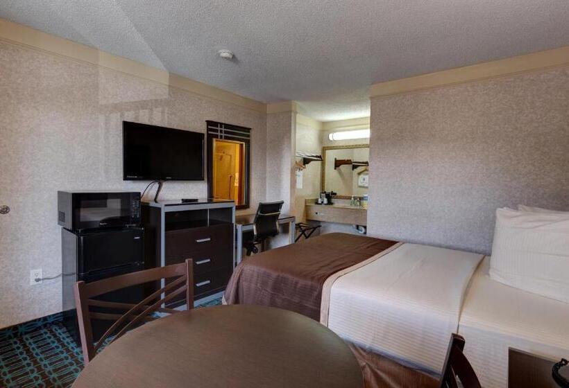 Номер Стандарт 2 Двуспальные Кровати, Deluxe Inn   Fayetteville I 95
