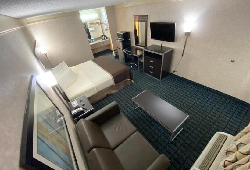 Стандартный Номер Кровать Кинг, Deluxe Inn   Fayetteville I 95