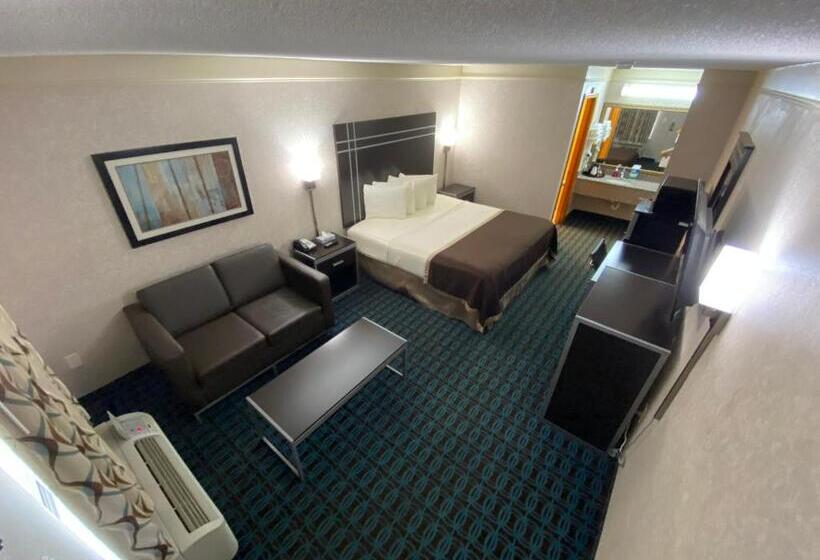 Стандартный Номер Кровать Кинг, Deluxe Inn   Fayetteville I 95