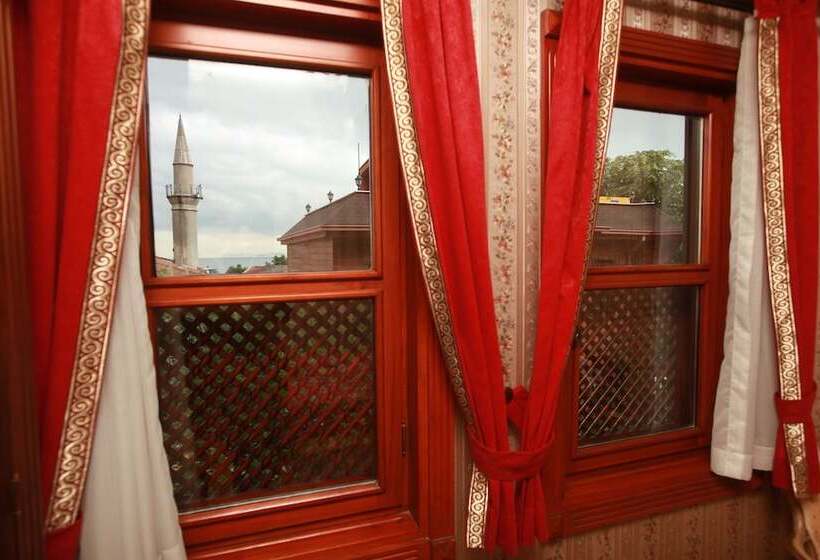 سوییت, Dersaadet Hotel Istanbul